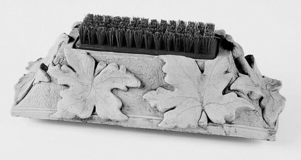 Maple Leaf Bootbrush Decorative Sculpture Shoe Cleaner